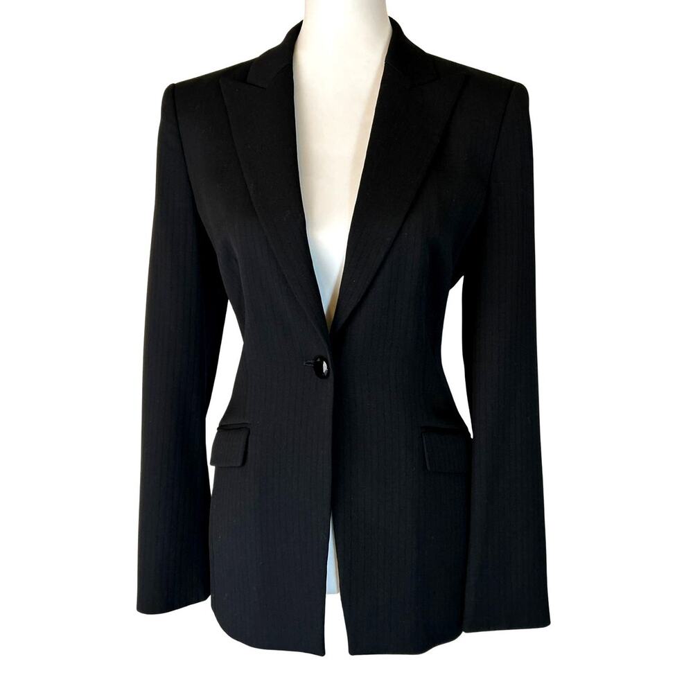 Vintage Louis Féraud Wool Blazer – Late 80s/90s Parisian Structured, Size 6